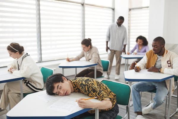 كيف تختار معهد لغة إنجليزية رخيص ومعتمد في آن واحد؟