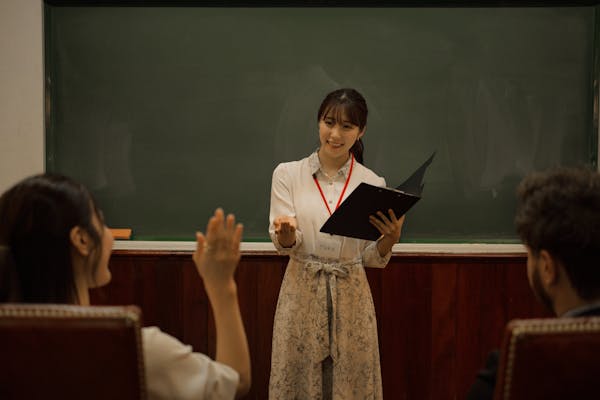 ما هي مدة برامج اللغة الإنجليزية بالخارج؟